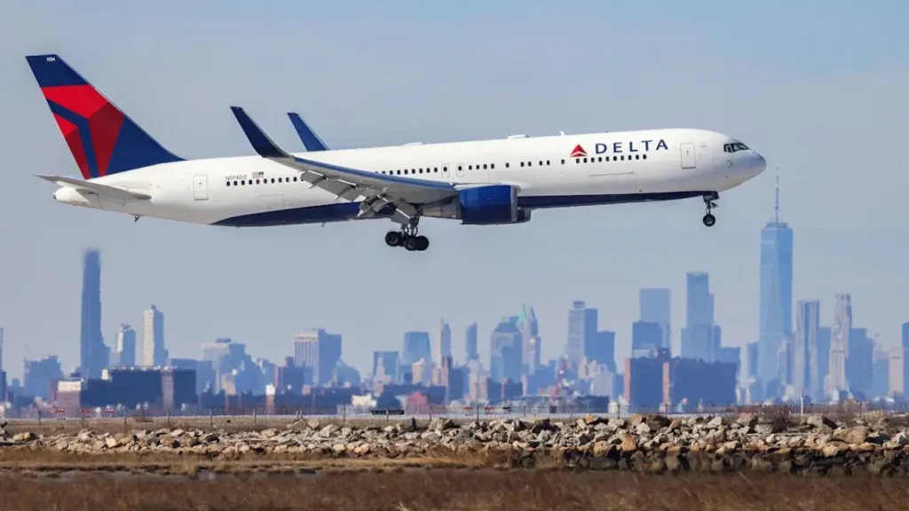 Explore Delta Terminal 4 at JFK Airport