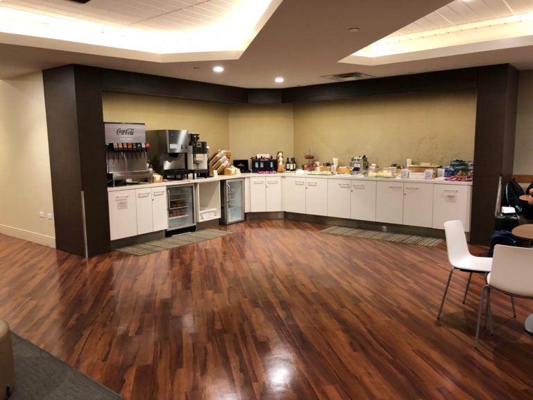 Lounges for Hawaiian Airlines at John F. Kennedy Airport