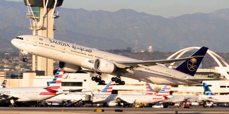 Saudi Airlines flight Arrivals & Departures from JFK Terminal