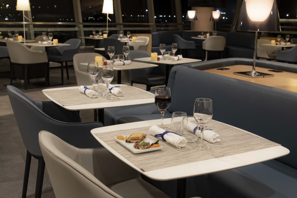 List of Prominent Travel Luxuries Offered at JFK Terminal 1