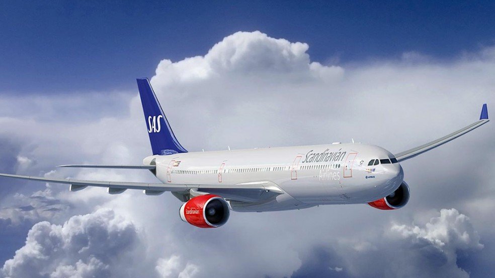 Scandinavian Airlines flight Arrivals at JFK International Airport